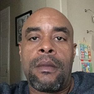 Meet your Posher, Laron